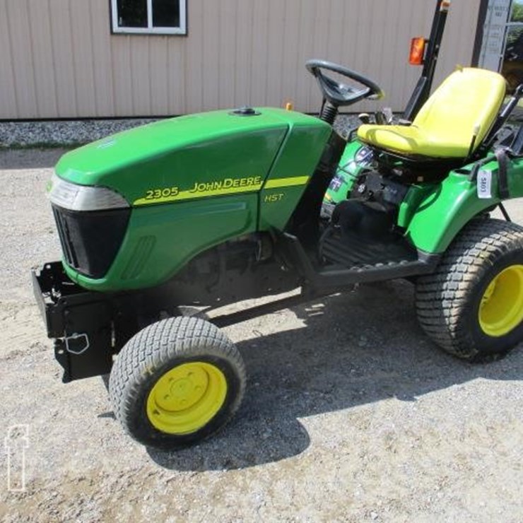 JOHN DEERE 2305