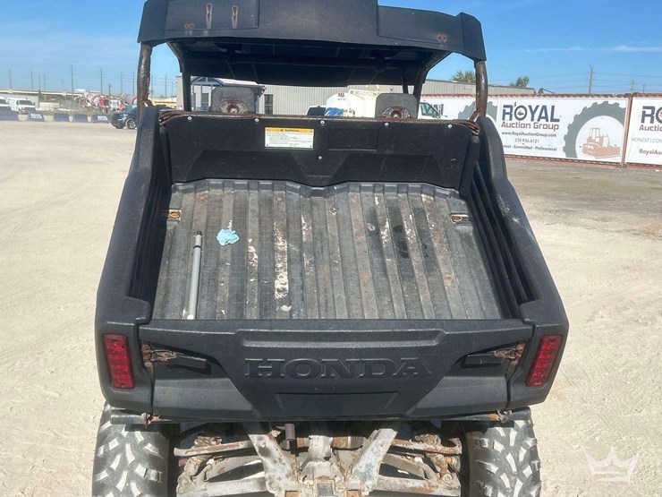 2021-pioneer-4x4-image-10