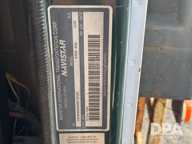 international-4700-image-94