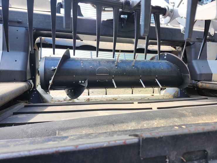 2024-case-ih-fd-240-flex-draper-head,-40’-image-5