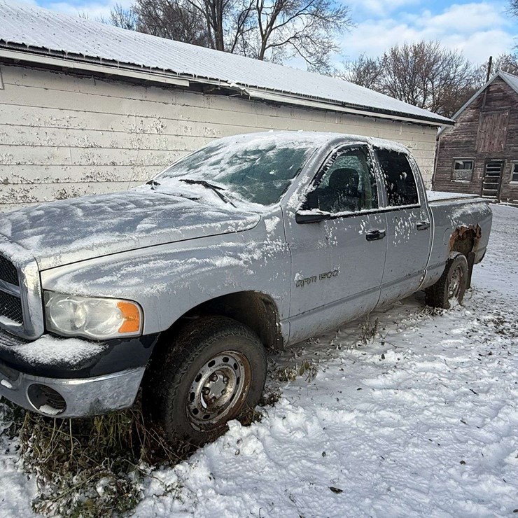 2004 DODGE RAM 1500