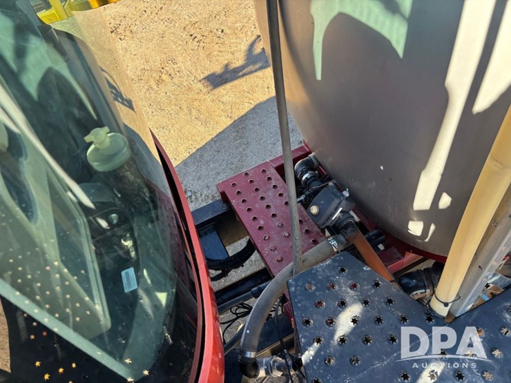 case-ih-titan-3020-image-102