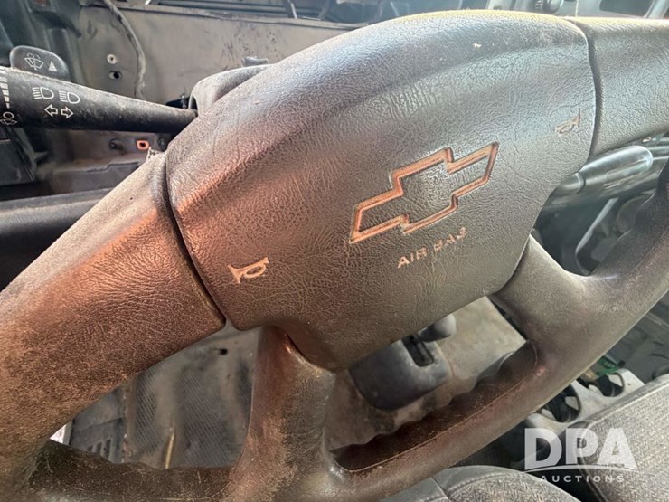 2003-chevrolet-silverado-2500hd-image-44