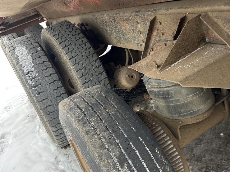 1995-international-4900-image-55