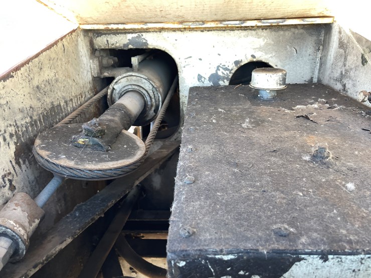 #1140-•-1995-chevrolet-kodiak-boom-truck-has-mn-title)-image-18