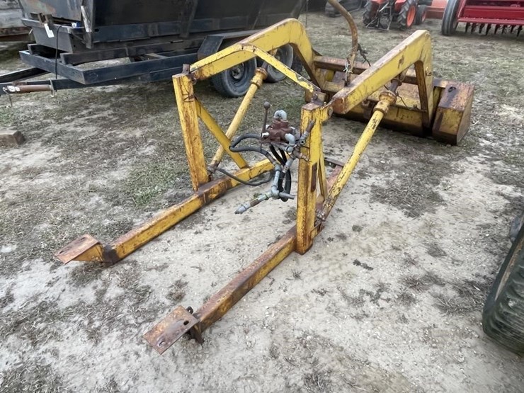 freeman-loader-with-bucket-image-3