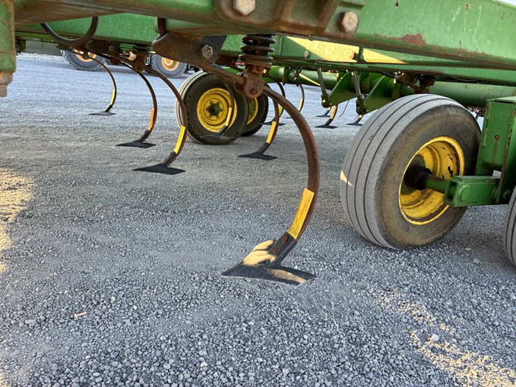 john-deere-726-image-15