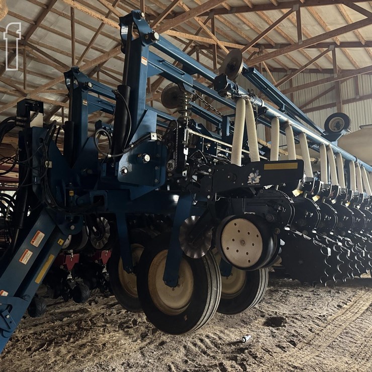 2009 KINZE 3700SDS