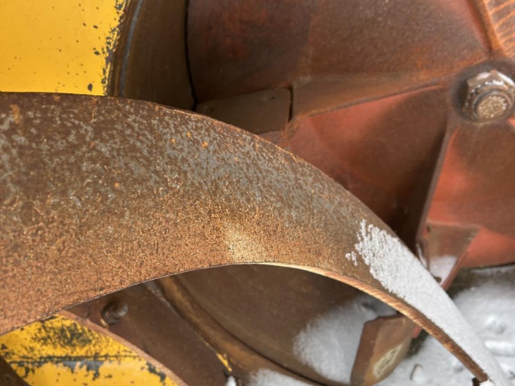 1981-oshkosh-green-snow-blower-image-20