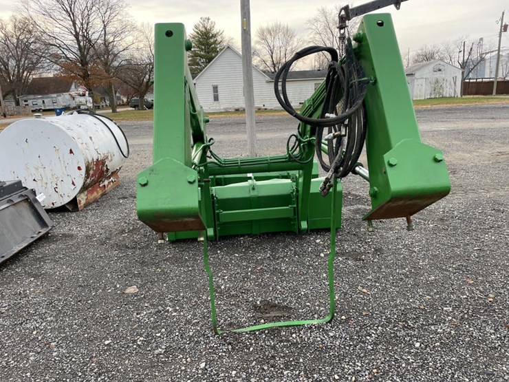 john-deere-148-image-6