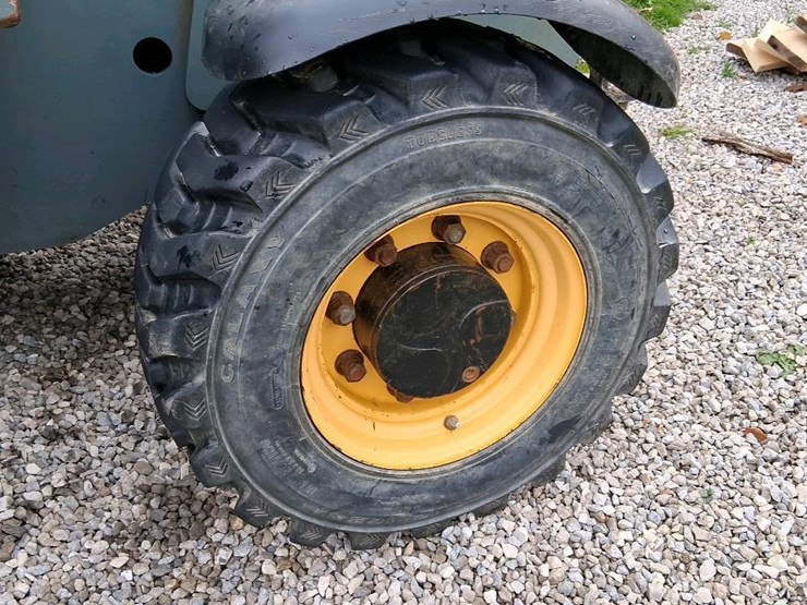 #1301-•-gel-rs5-19-telehandler-image-21