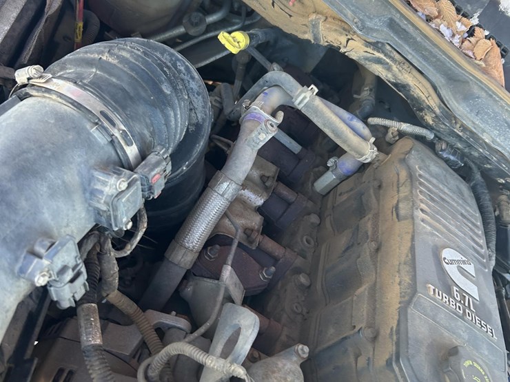 2012-ram-2500-big-horn-image-48