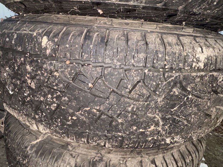 2021-ford-500-image-2