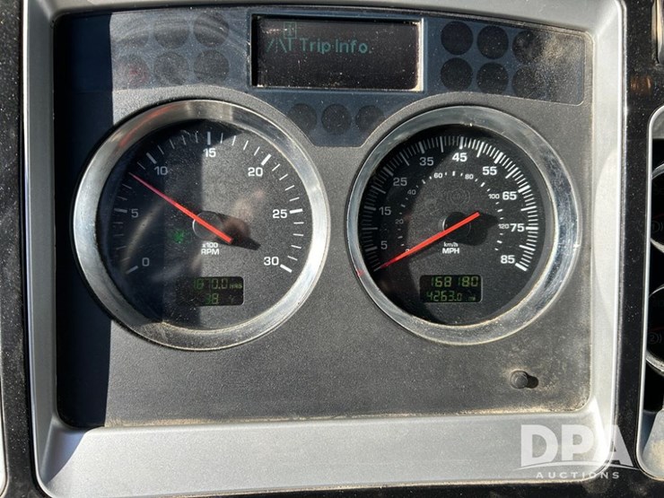 2009-kenworth-t800-image-52