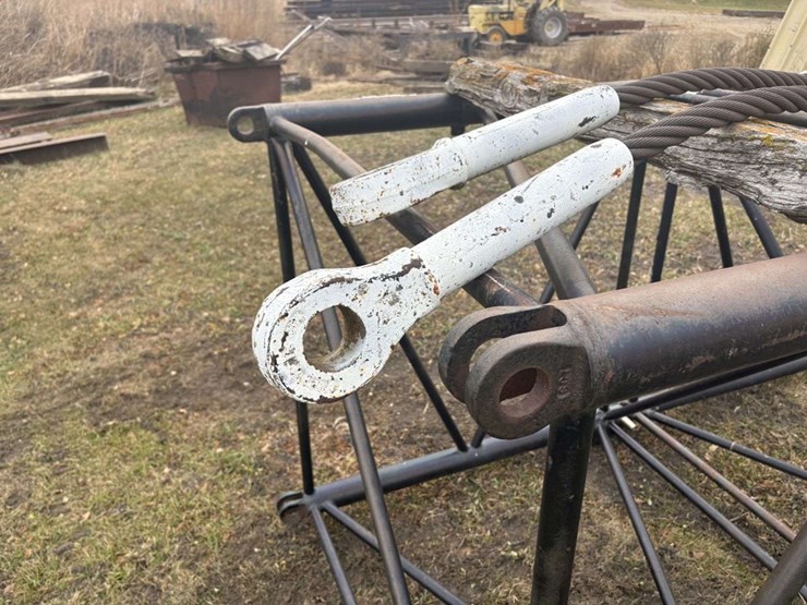 crane-boom-sections,-60”x60”,-(1)-is-5’-long,-(1)-is-10’-long,-1-7/8”-pins;-(2)-1-1/2”-cables-with-2-image-13