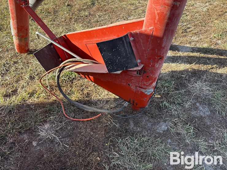 westfield-hydraulic-drive-6”-drill-fill-image-13