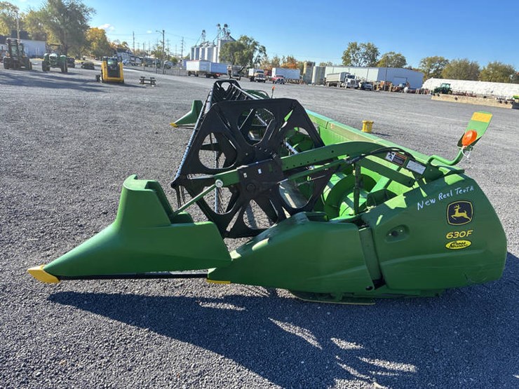 2004-john-deere-630f-image-4