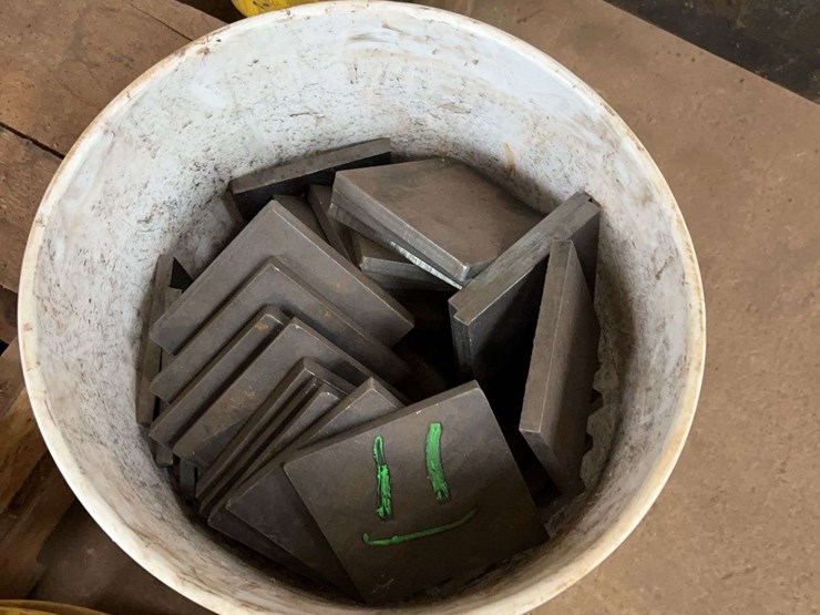 (3)-buckets-scrap-steel-image-5