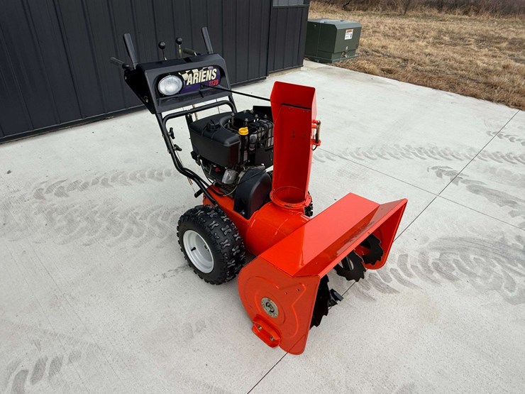 ariens-1128-walk-behind-snowblower,-11hp,-28”-width,-2-stage,-electric-start,-hand-warmers,-fully-se-image-1