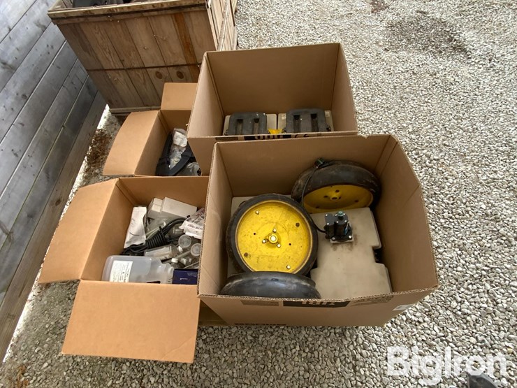 john-deere-7200-image-4