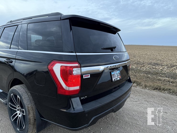2019-ford-expedition-xlt-image-7
