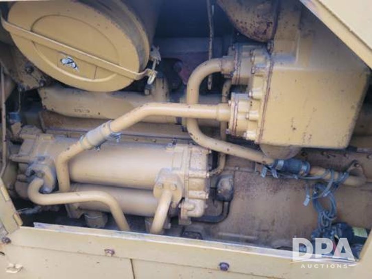 caterpillar-d8h-image-5