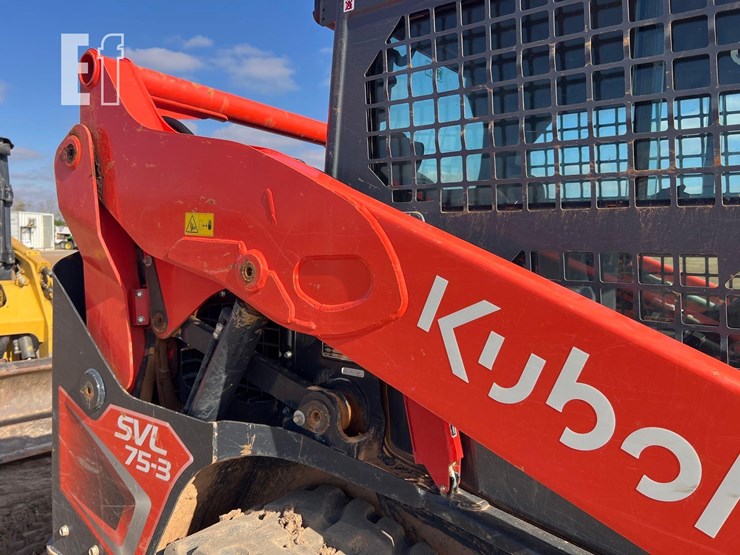kubota-svl75-3-image-24