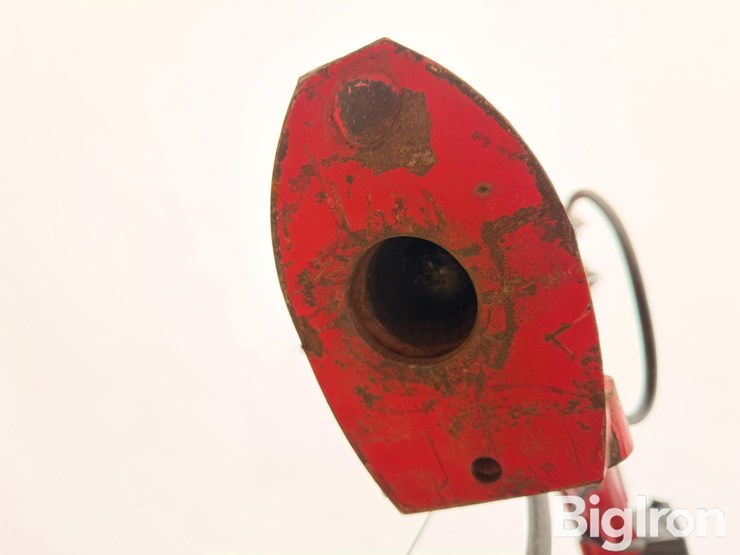 2023-hayliner-42gn-8-bale-dump-wagon-image-9