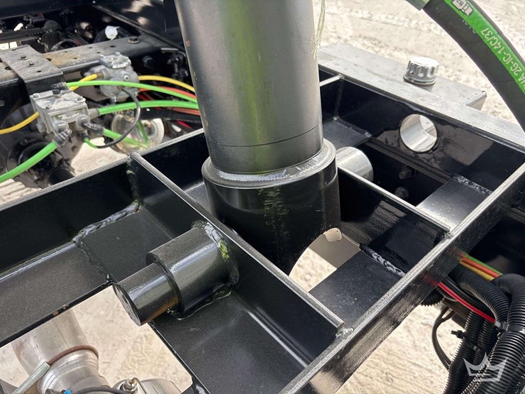 2021-international-mv607-image-20