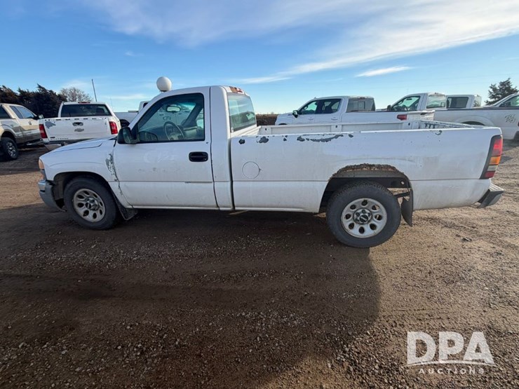 2007-gmc-sierra-1500-image-14