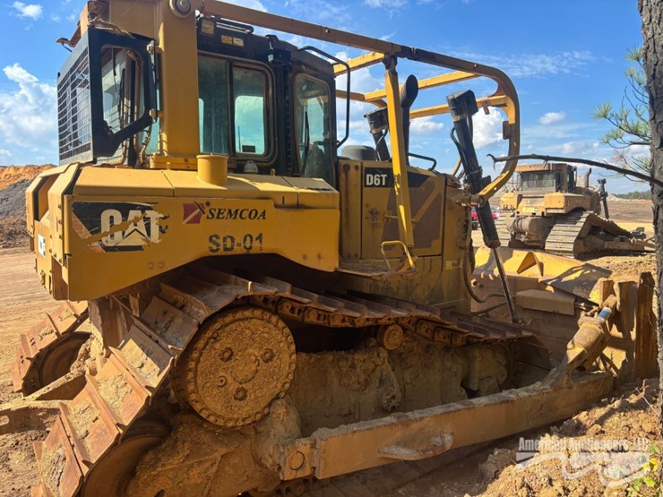 caterpillar-d6t-lgp-image-3