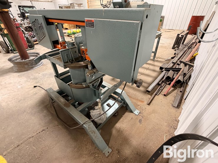 2023-ellis-1800-miter-band-saw-image-2
