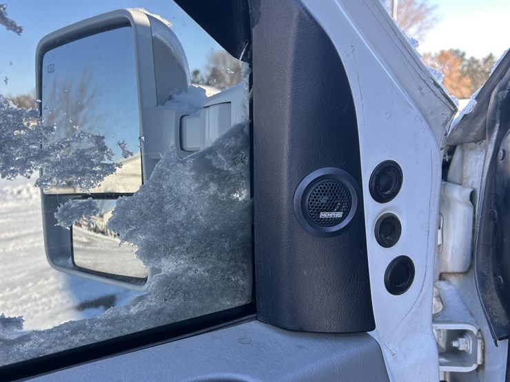 2005-ford-f350-image-30