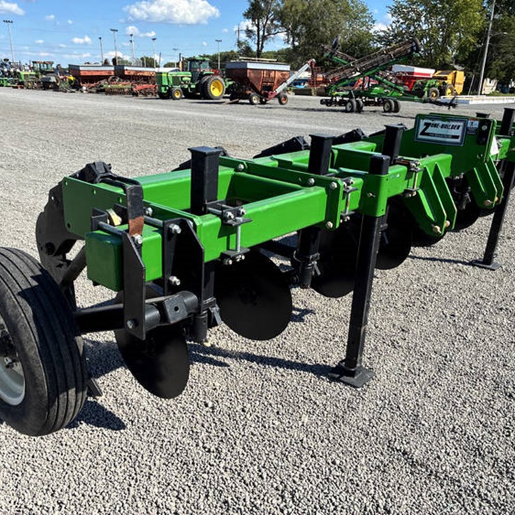 #113973 • UNVERFERTH 7X ZONE-BUILDER RIPPER #A41470499