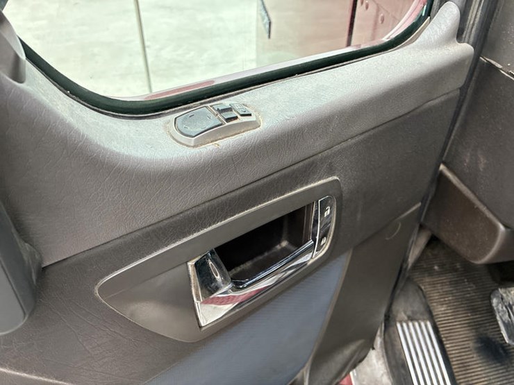 2007-kenworth-t800-image-76