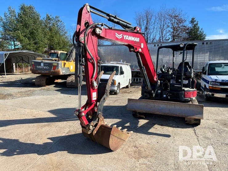 2020-yanmar-vio55-image-3