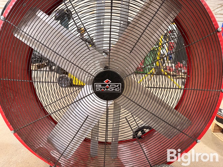 black-diamond-portable-electric-fan-image-5