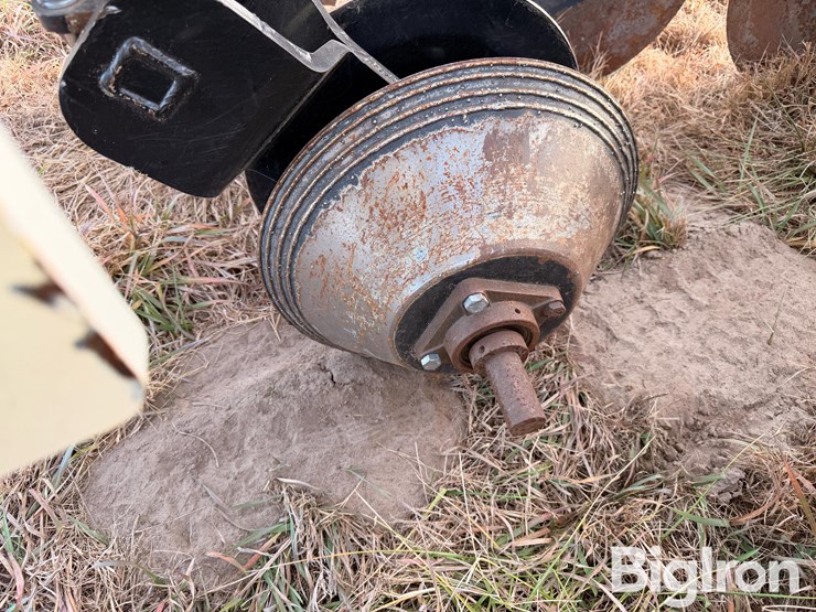 patriot-pivot-track-closer-image-14