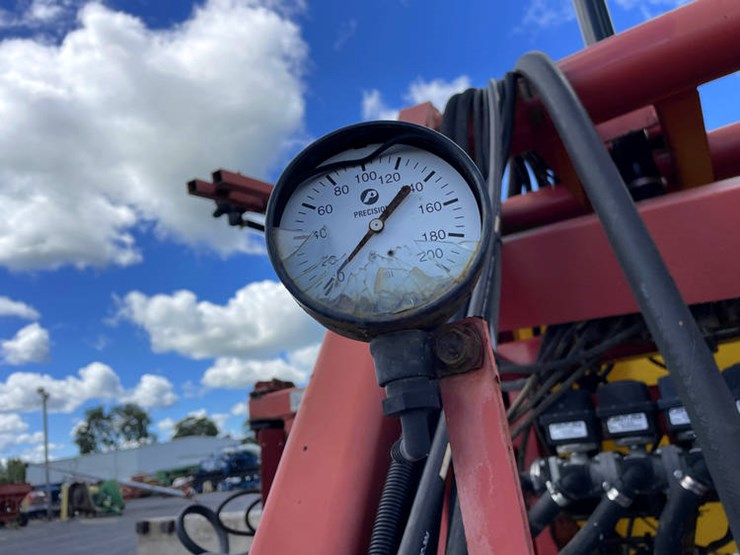 #113987-•-century-sprayer-image-4