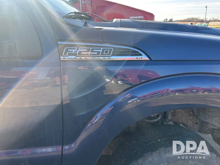 2011-ford-f250-image-10