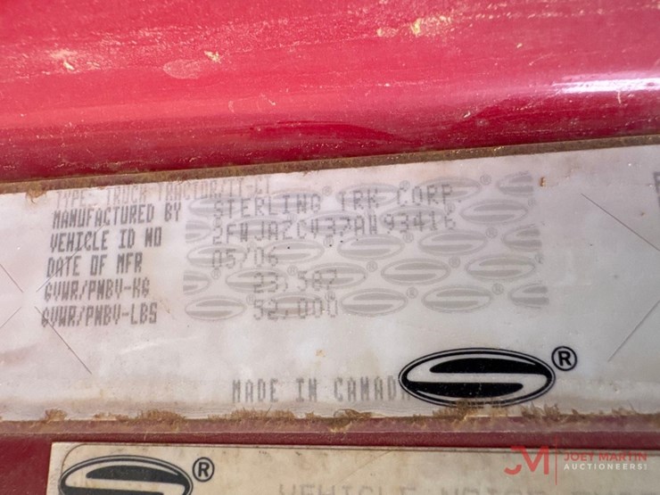 2007-sterling-water-truck-image-28