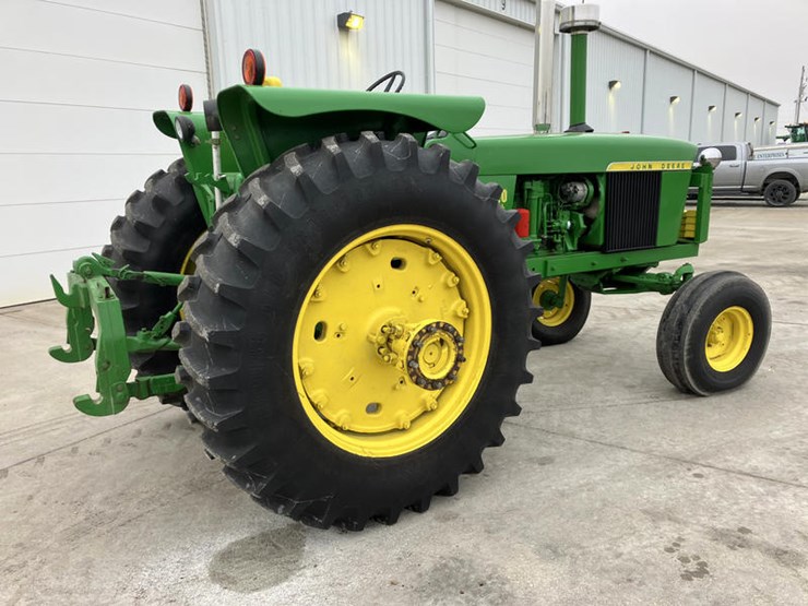 john-deere-4320-image-3