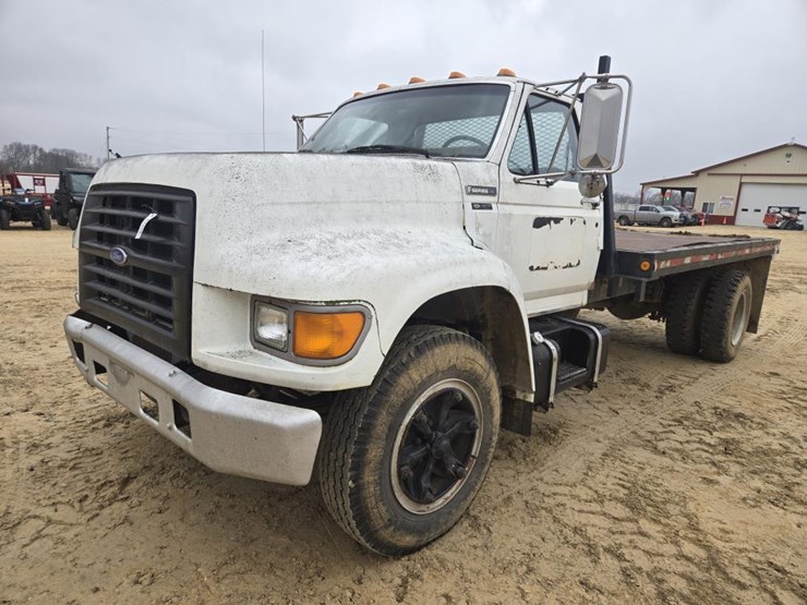 1996-ford-f700-image-1