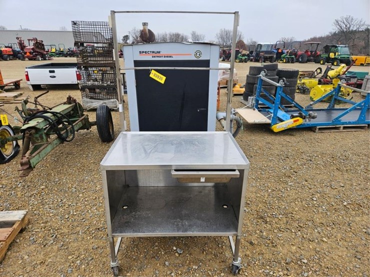 #3935-•-stainless-steel-display-cart-image-2