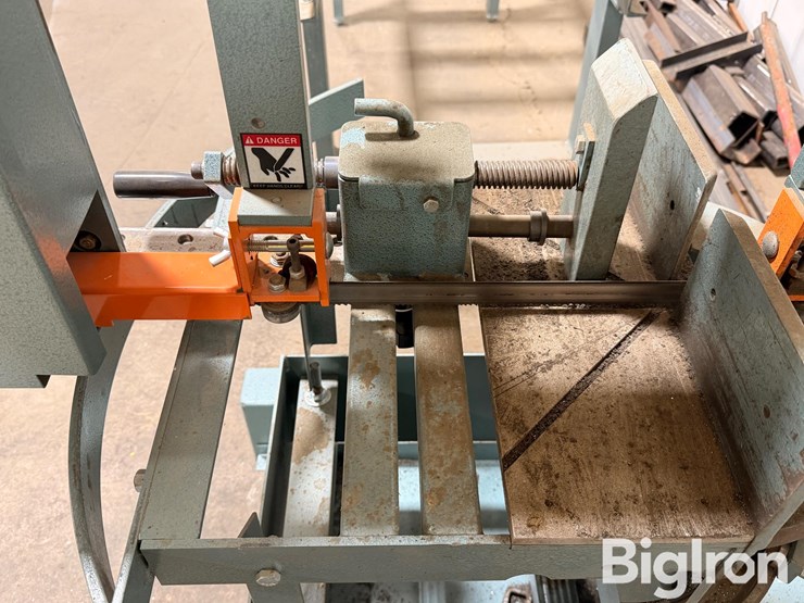 2023-ellis-1800-miter-band-saw-image-14