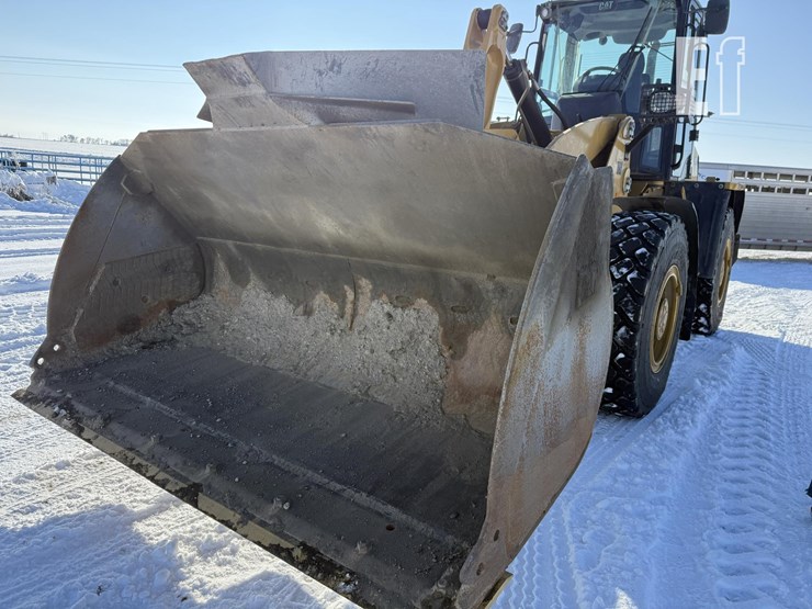 caterpillar-920-image-35