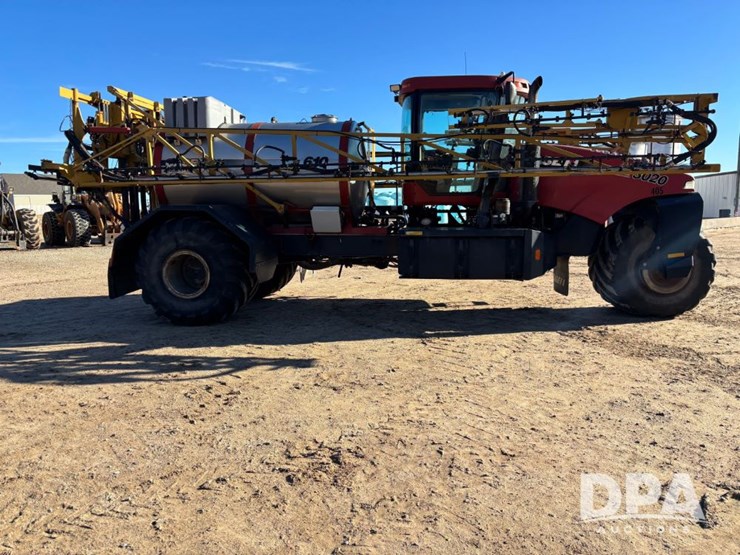 case-ih-titan-3020-image-9