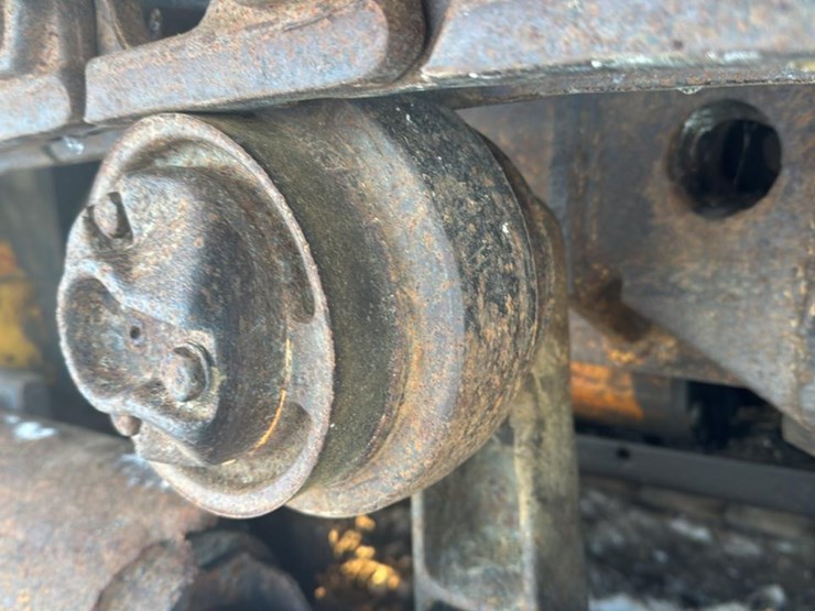 john-deere-555-image-19