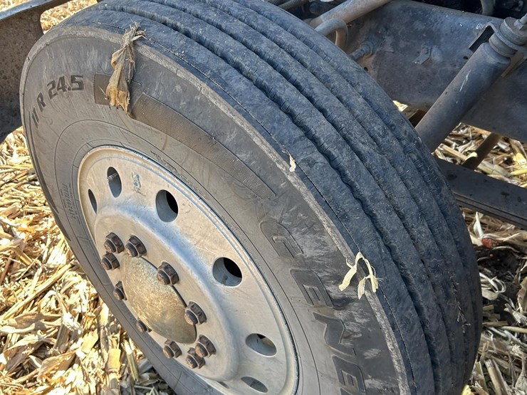 1985-international-s2500-image-66