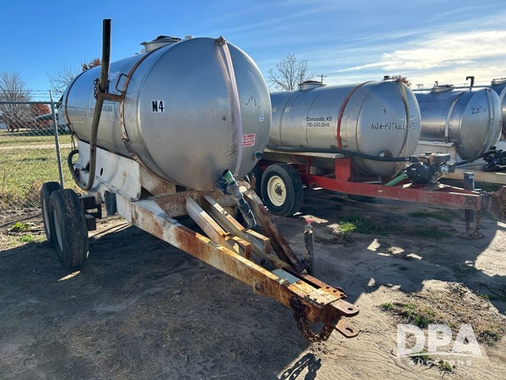 liquid-nurse-trailer-(cp1353,-tank-2112)-image-10